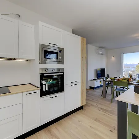 Desenzanoloft Smeraldo Family (adults Only) Desenzano del Garda
