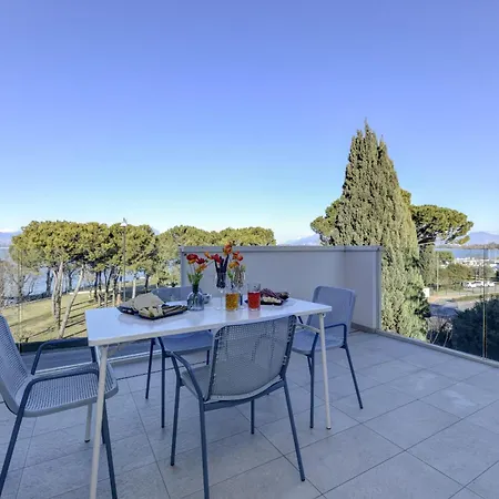 Desenzanoloft Smeraldo Family (adults Only) Apartmán *